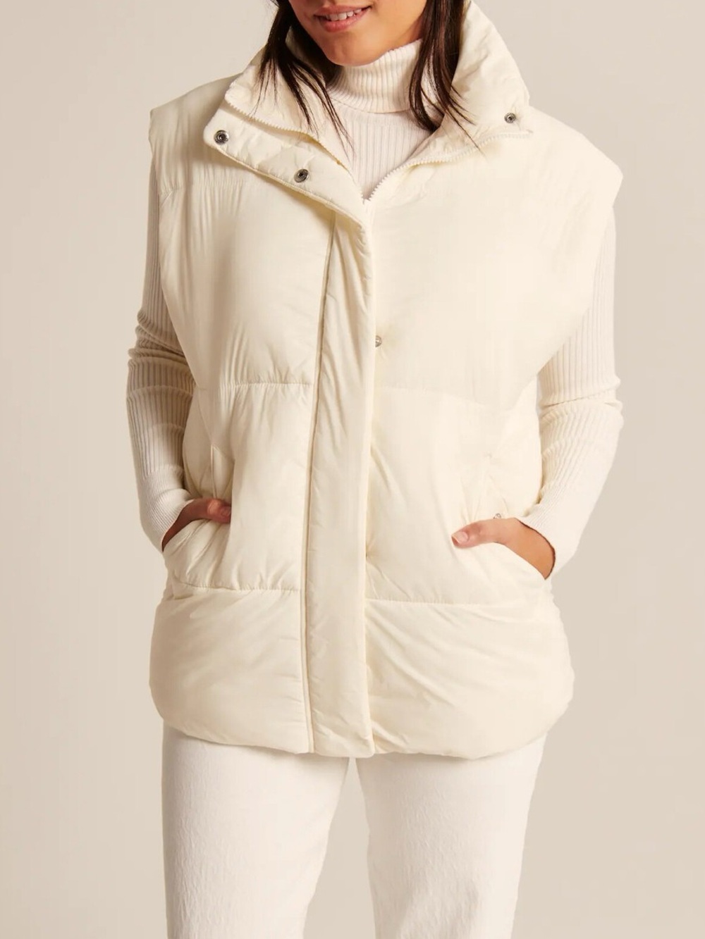 Abercrombie & Fitch Ivory Quilted Puffer Vest